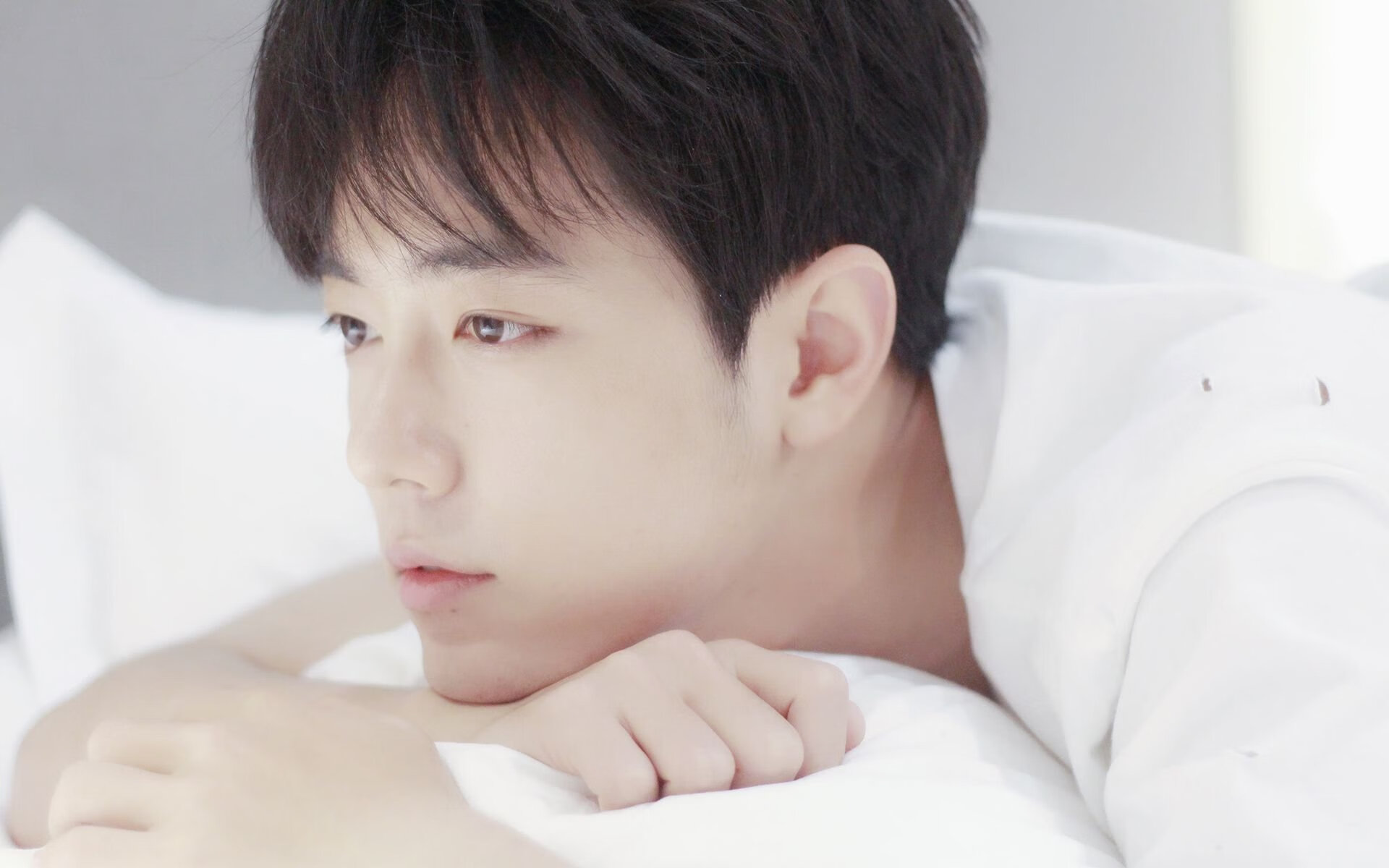 足球重大比赛现场设立互动展区,增强观赛体验,足球展厅