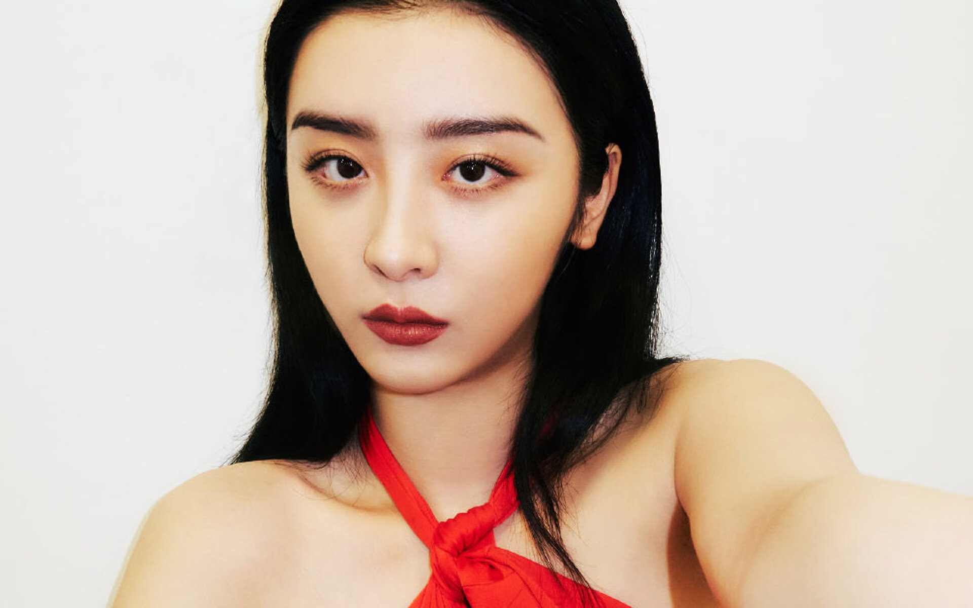 麦克沃伊带伤出战依旧夺牌，麦克埃沃伊